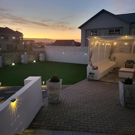 Beach Style Cottage Langebaan Exterior foto