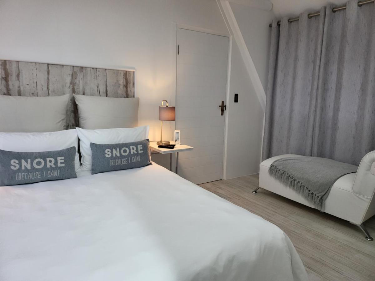 Beach Style Cottage Langebaan Exterior foto